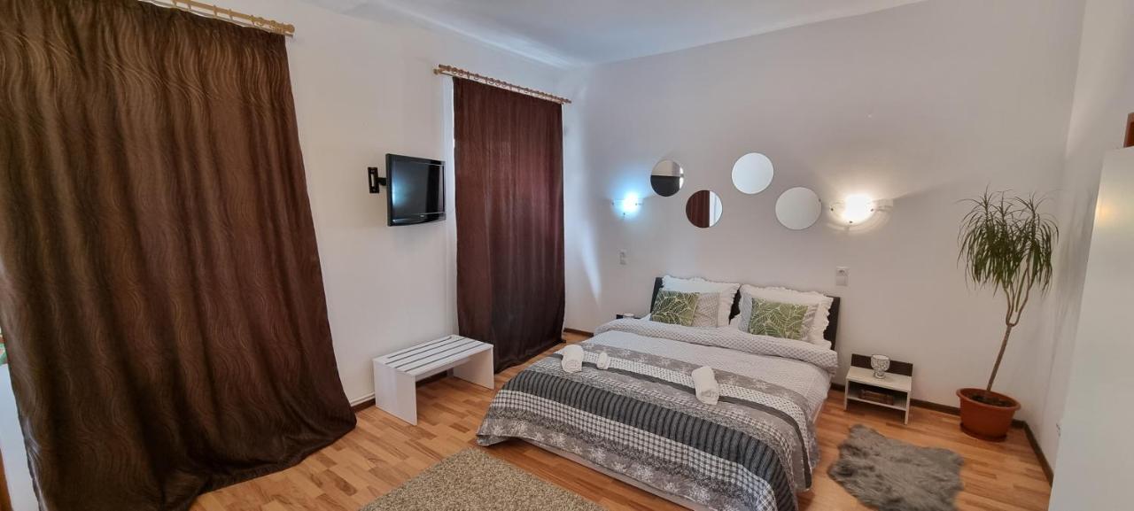 Citadel Rooms Cluj-Napoca Ngoại thất bức ảnh