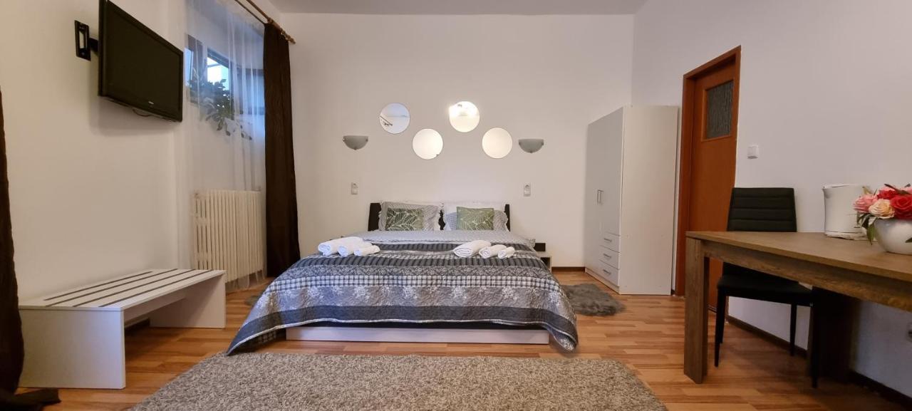 Citadel Rooms Cluj-Napoca Ngoại thất bức ảnh